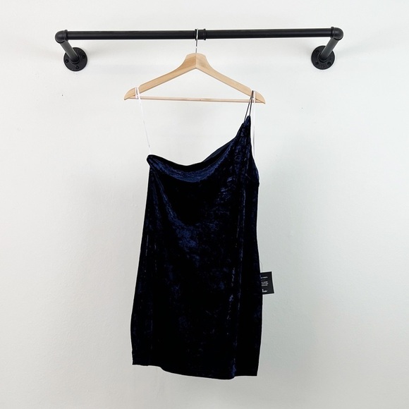 NWT Lulu’s Forever Thriving Navy Blue Velvet One-Shoulder Bodycon Dress - Picture 5 of 9